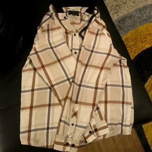 Men's plaid long sleeve shirt w/ hood